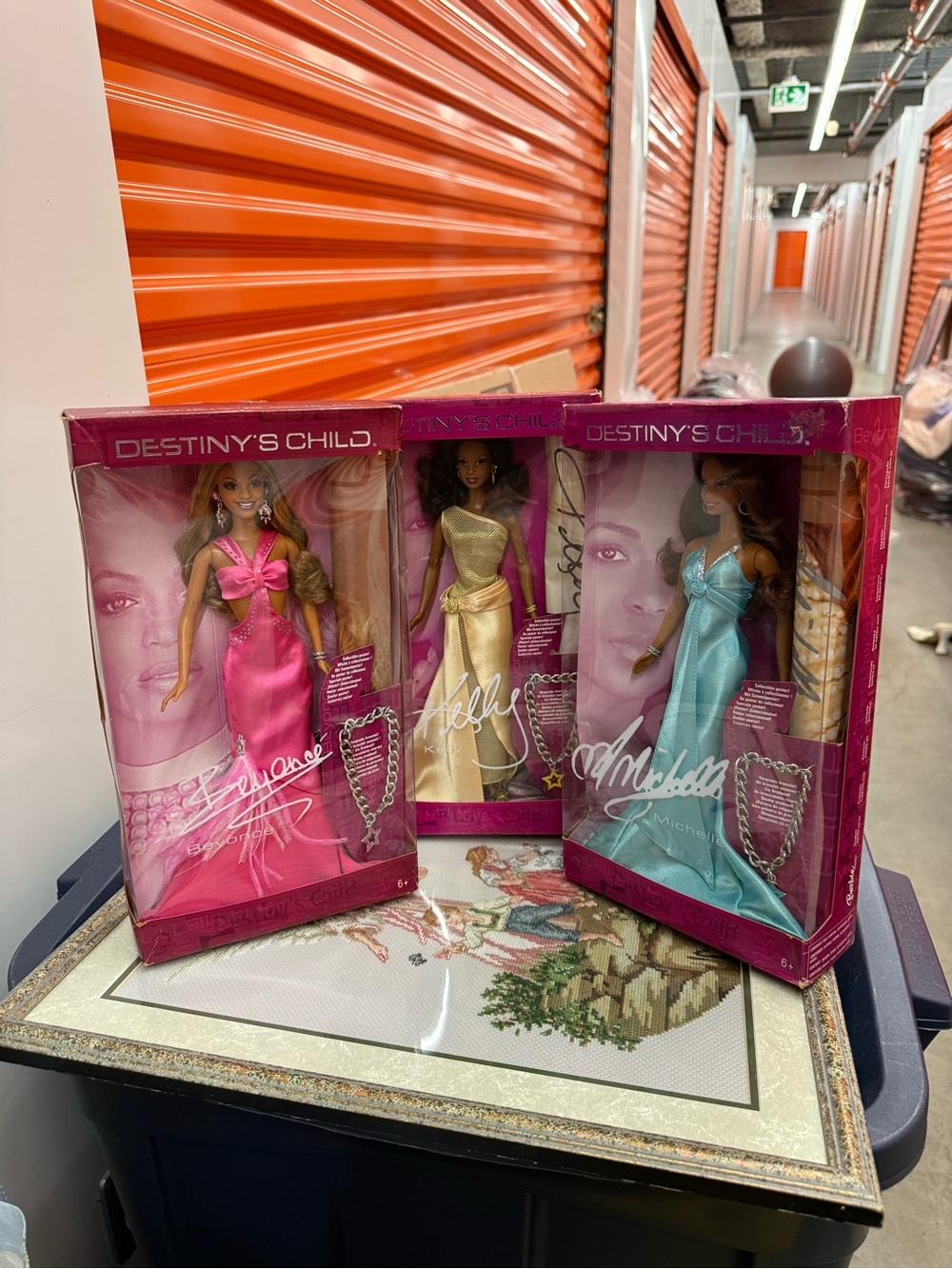 DESTINYS CHILD - Collectible Barbie’s Doll - Pink, Gold, Teal Set